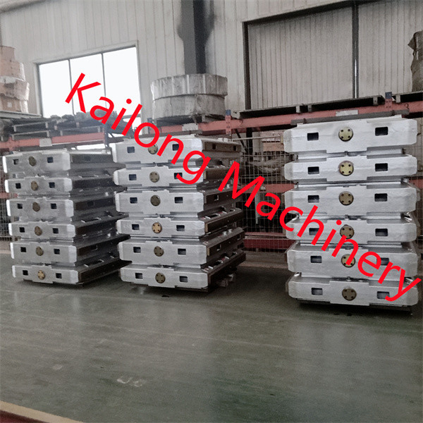 قوارير صب مسبك HT250 من حديد الدكتايل الفضي لخط صب الرمل الأخضر KW 0